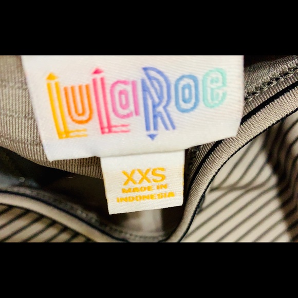 Lula Roe Amelia NWT - Picture 3 of 4